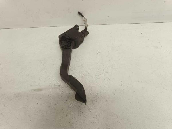 PEDALE GAZ CITROEN C2 2003-2009/ C3 2002-2013/ C4 2004-2011/ PEUGEOT 207 2006-2013/ 1007 2005-2009 - Vue 1